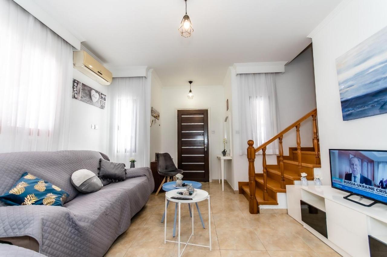 Reel Paradise Villa, Cyprus Larnaca Exterior photo